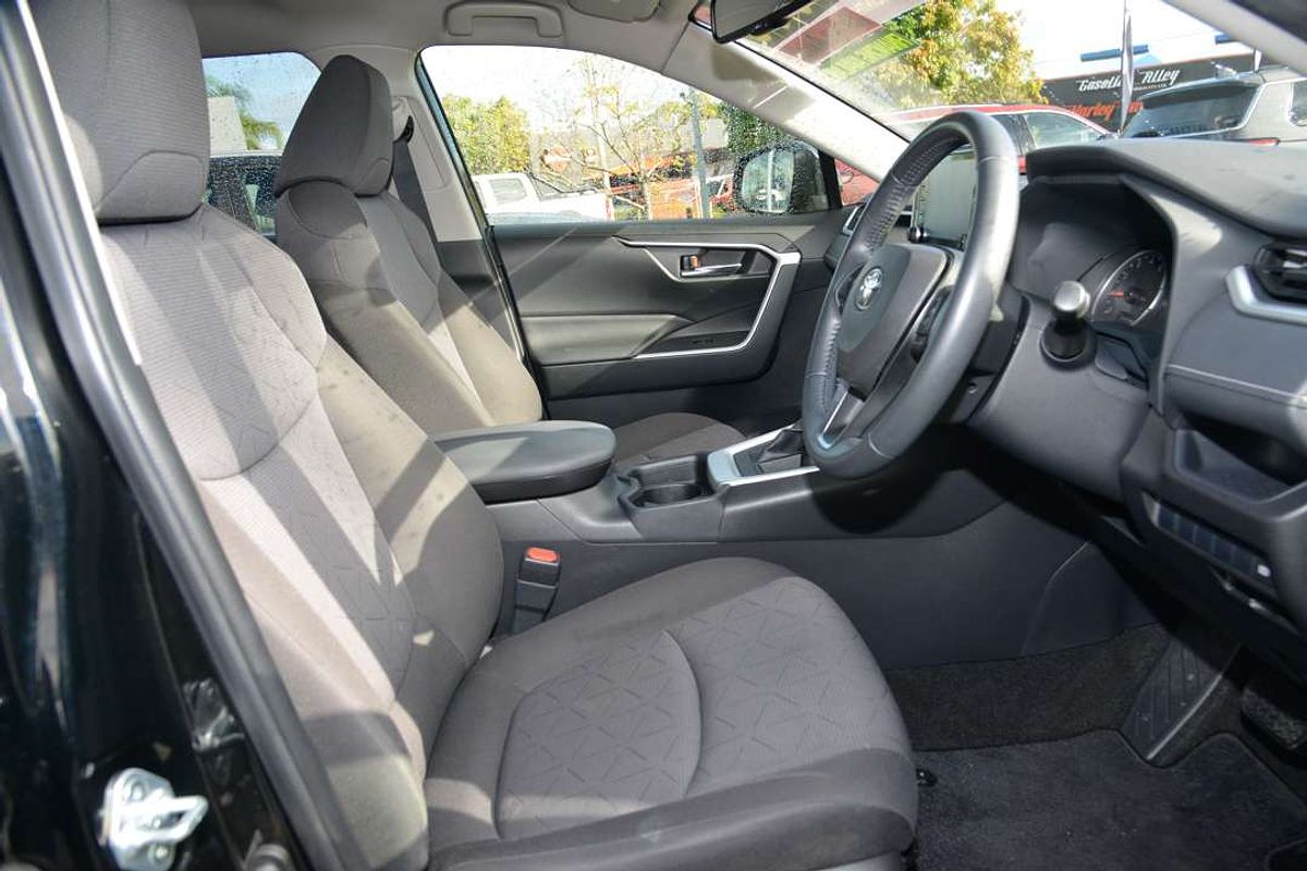 2021 Toyota RAV4 GXL MXAA52R