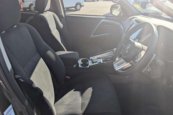 2024 Mitsubishi Pajero Sport GLS QG