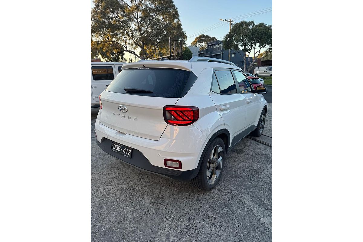 2025 Hyundai Venue Elite QX.V5