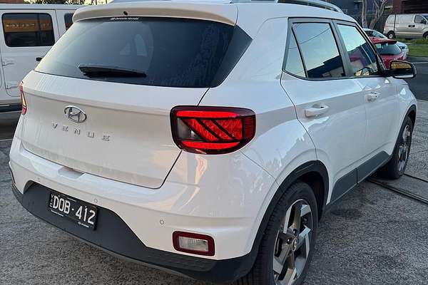 2025 Hyundai Venue Elite QX.V5