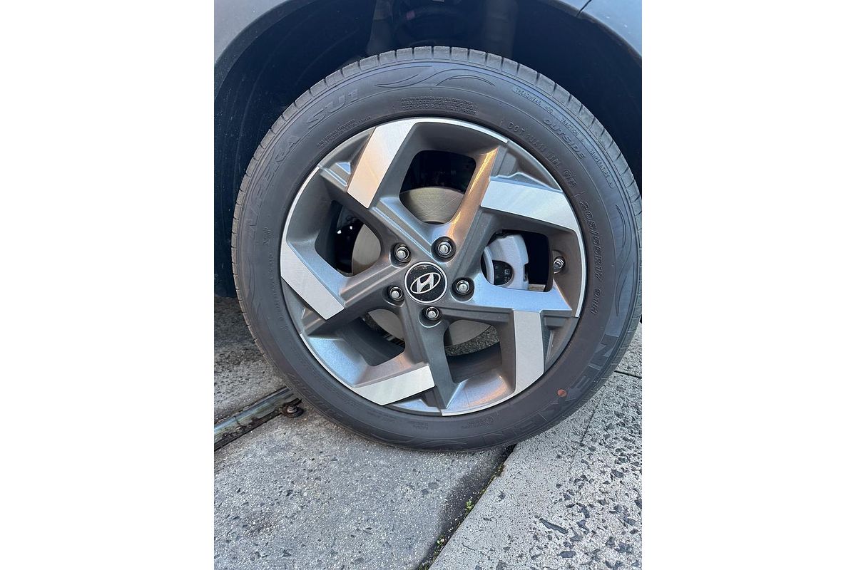 2025 Hyundai Venue Elite QX.V5