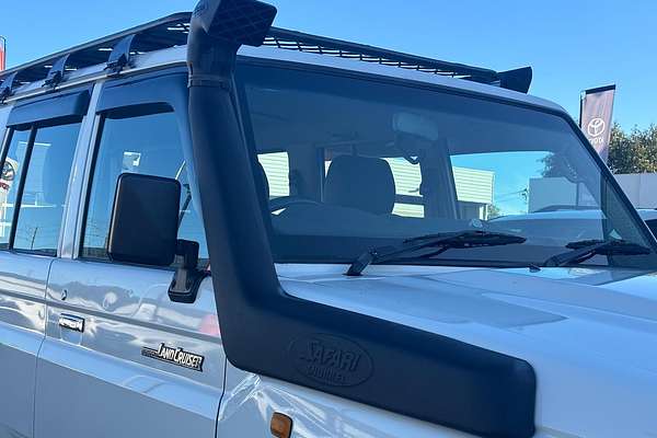 2009 Toyota Landcruiser Workmate VDJ76R