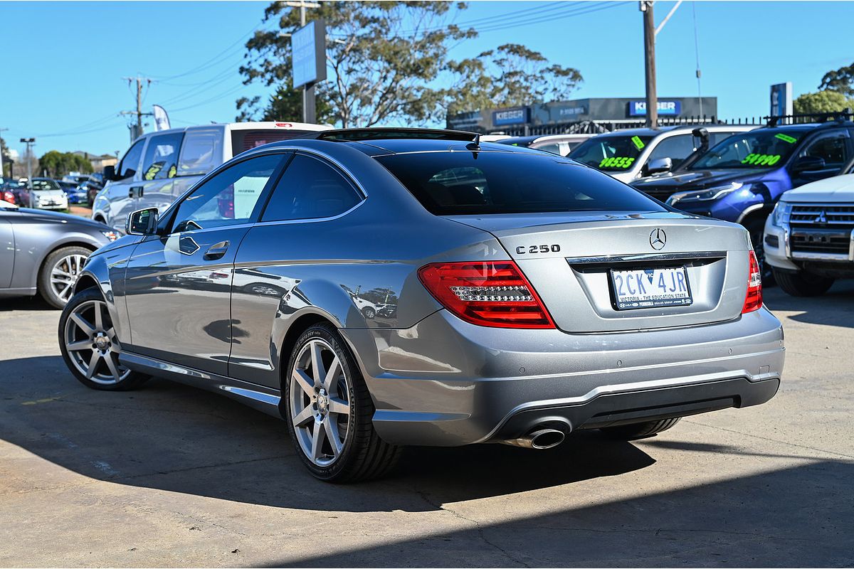 2012 Mercedes-Benz C-Class C250 BlueEFFICIENCY C204