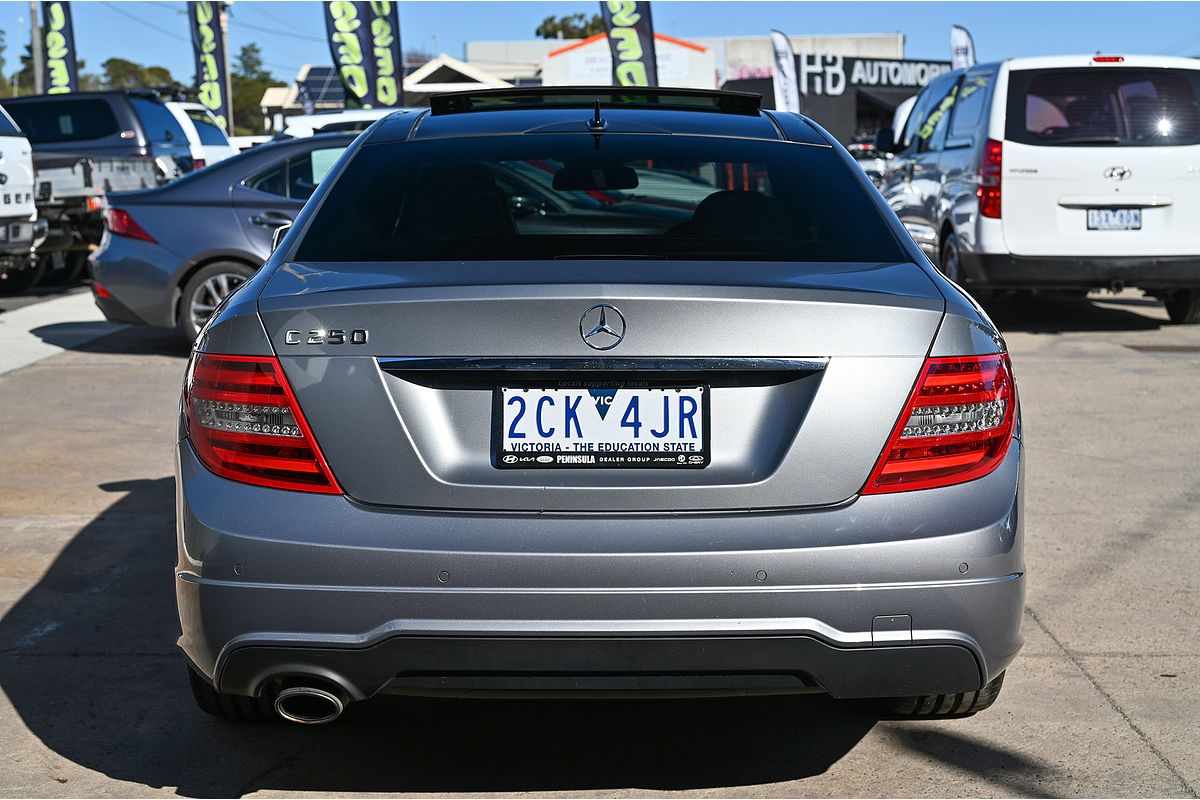 2012 Mercedes-Benz C-Class C250 BlueEFFICIENCY C204