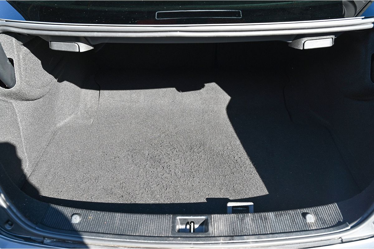 2012 Mercedes-Benz C-Class C250 BlueEFFICIENCY C204