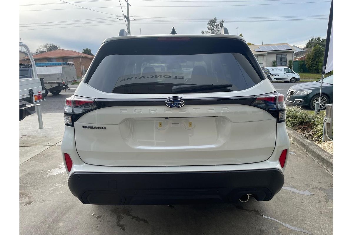 2025 Subaru Forester Premium S6