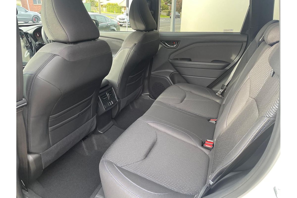 2025 Subaru Forester Premium S6