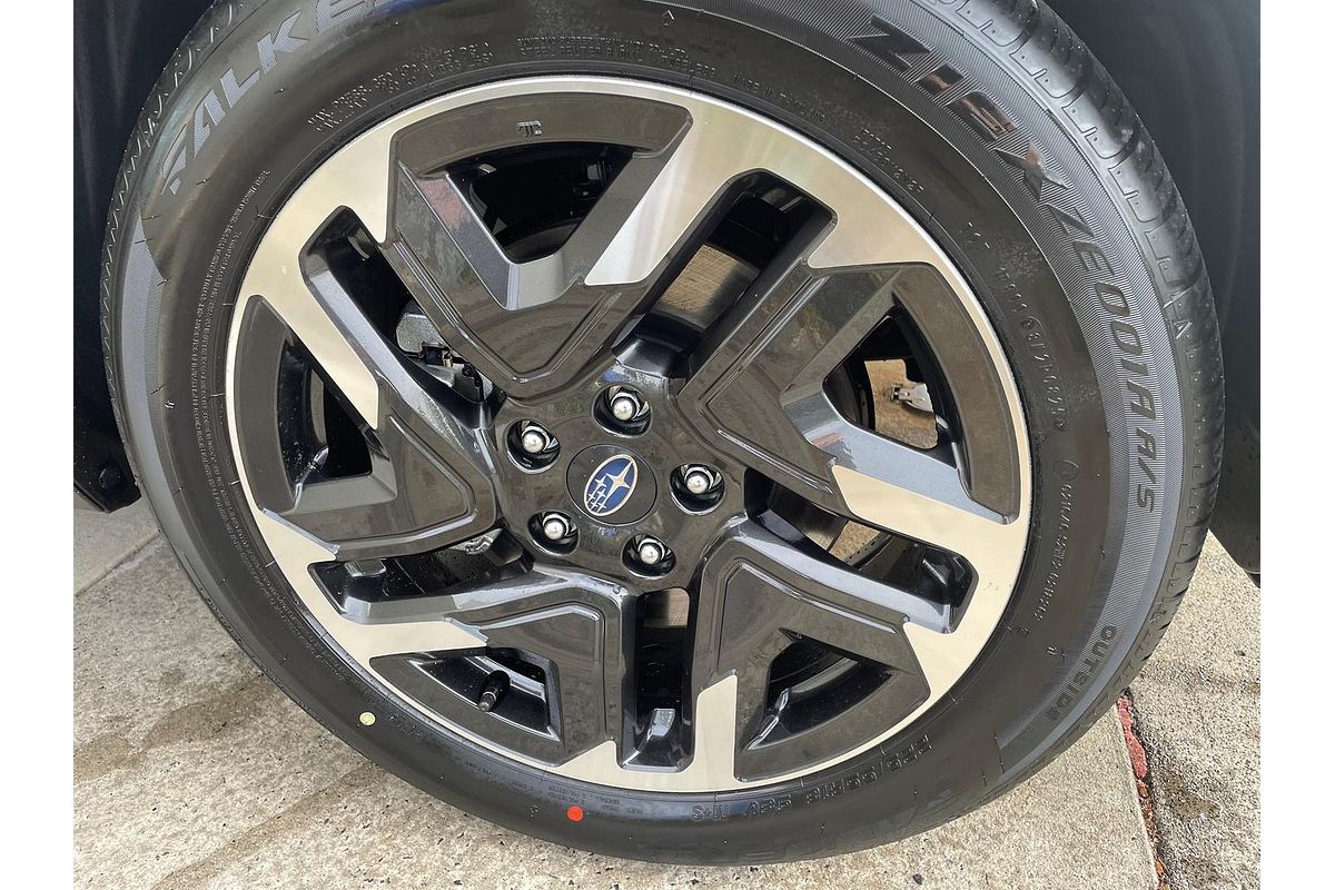 2025 Subaru Forester Premium S6