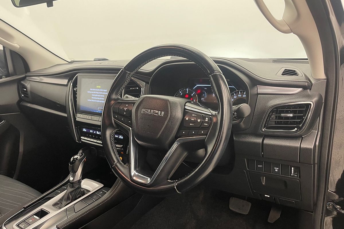 2021 Isuzu MU-X LS-U