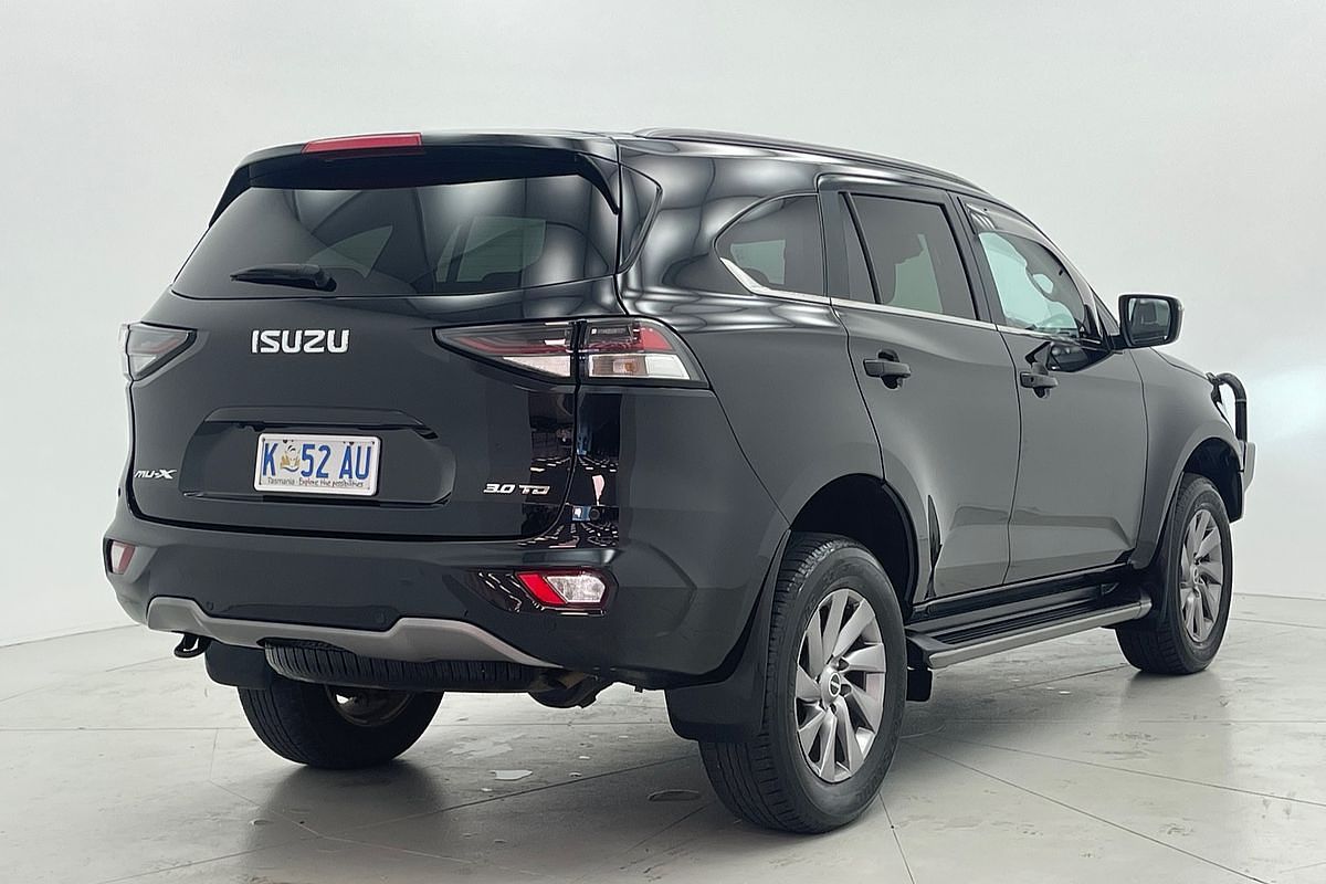 2021 Isuzu MU-X LS-U