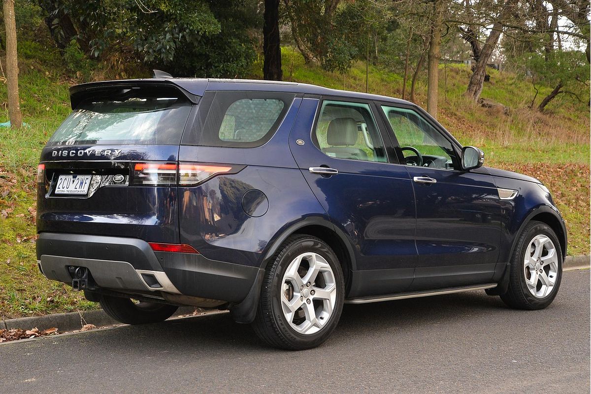 2017 Land Rover Discovery TD6 SE Series 5