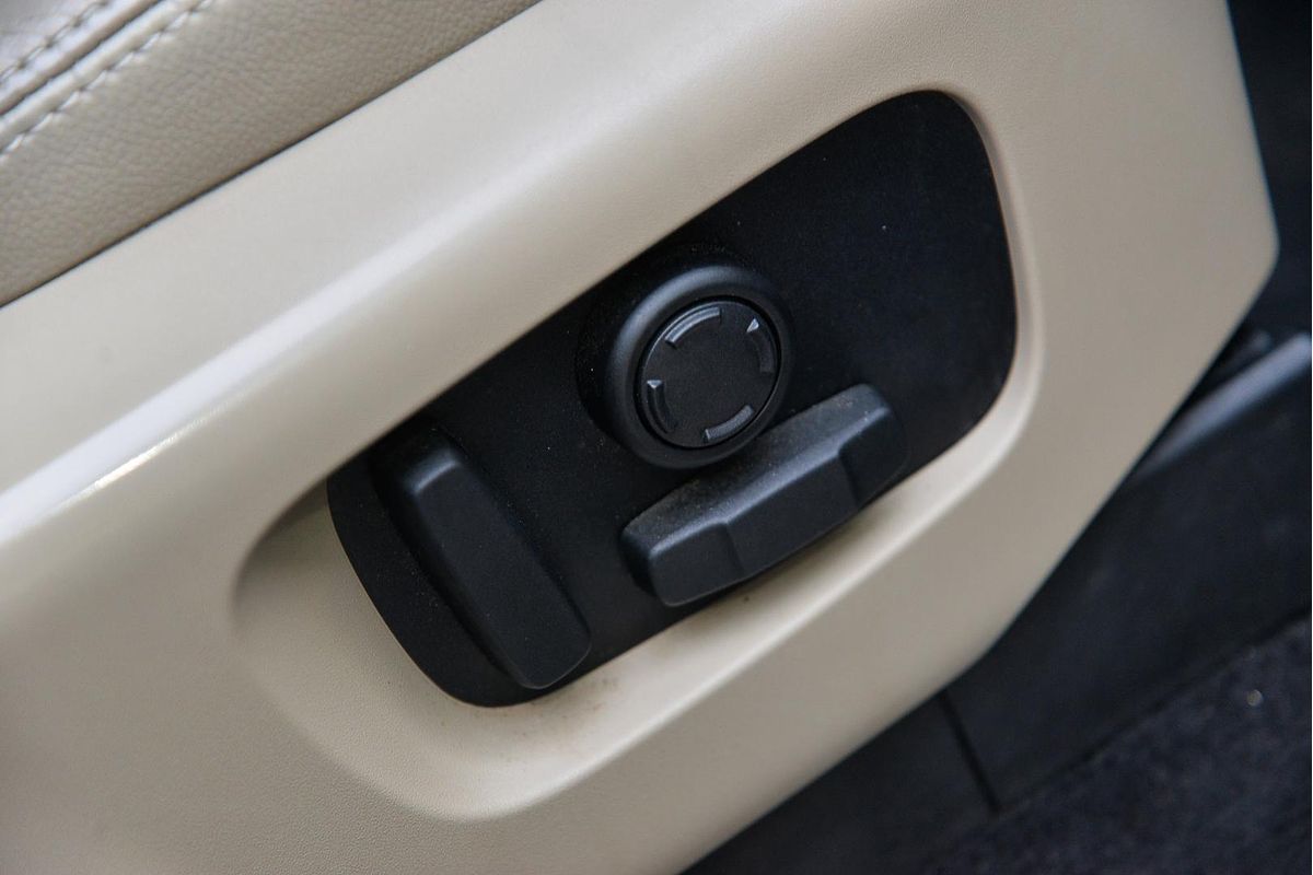 2018 Land Rover Discovery TD6 HSE Series 5