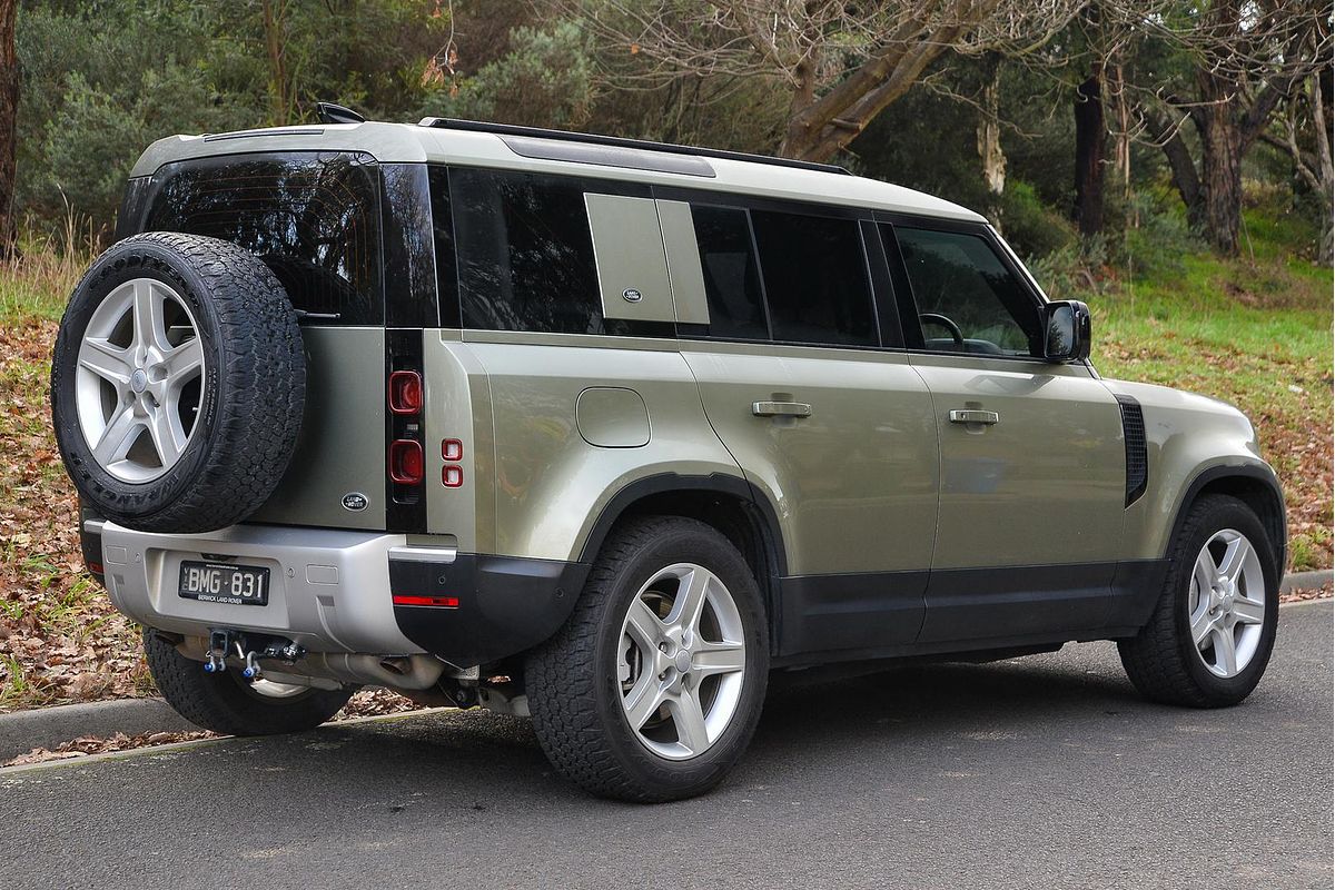 2020 Land Rover Defender 110 P400 HSE L663
