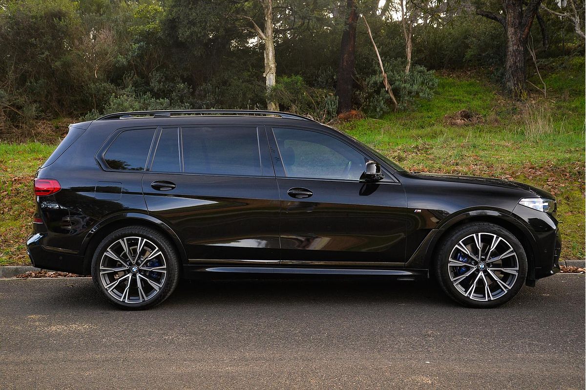 2021 BMW X7 xDrive30d G07