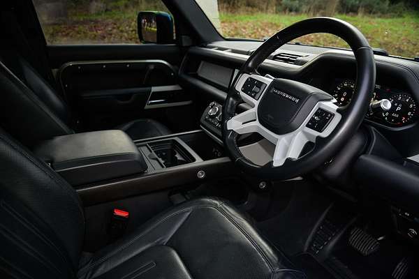 2020 Land Rover Defender 110 P400 HSE L663