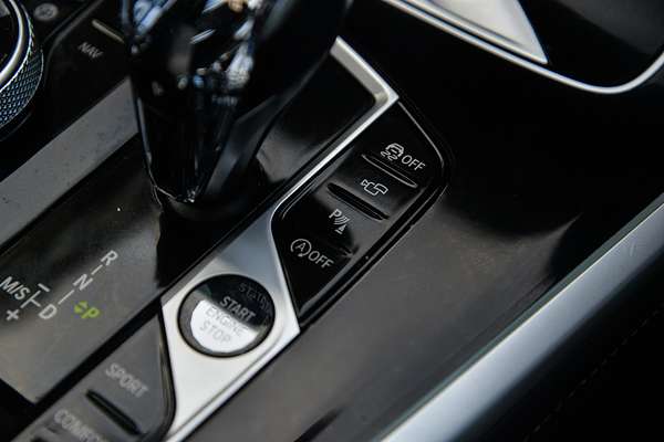 2021 BMW X7 xDrive30d G07