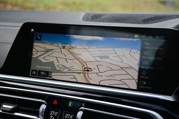 2021 BMW X7 xDrive30d G07