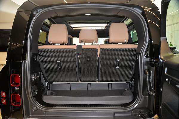 2025 Land Rover Defender 90 D250 S L663