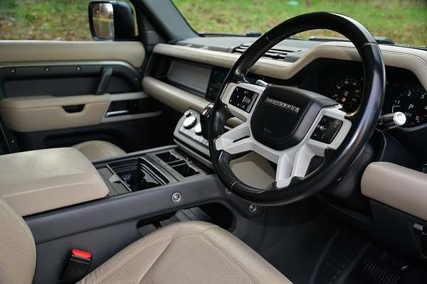 2021 Land Rover Defender 110 D300 HSE L663