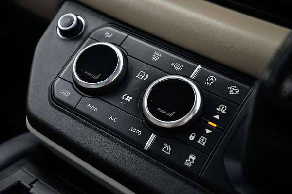 2021 Land Rover Defender 110 D300 HSE L663