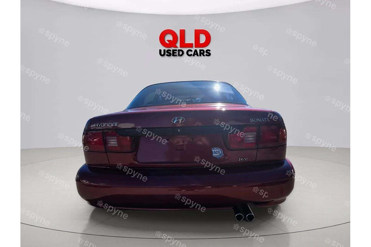 1996 Hyundai Sonata GLE