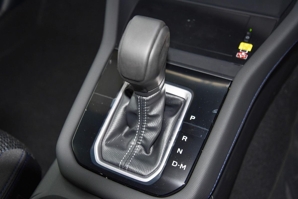 2025 Subaru Forester Premium S6