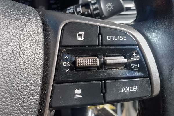 2018 Kia Sorento Si UM
