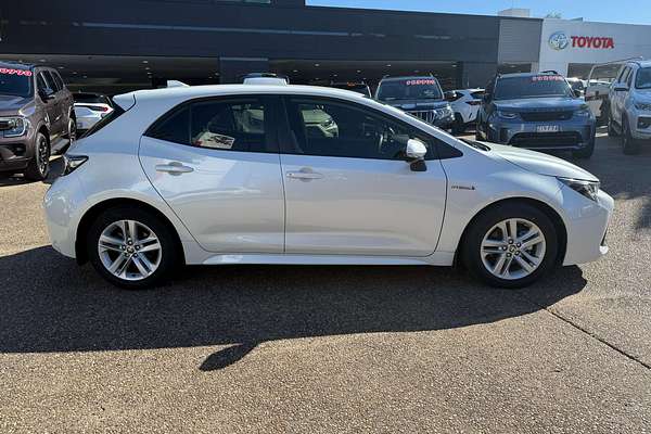 2020 Toyota Corolla Ascent Sport Hybrid ZWE211R
