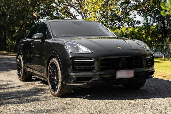 2023 Porsche Cayenne GTS 9YB