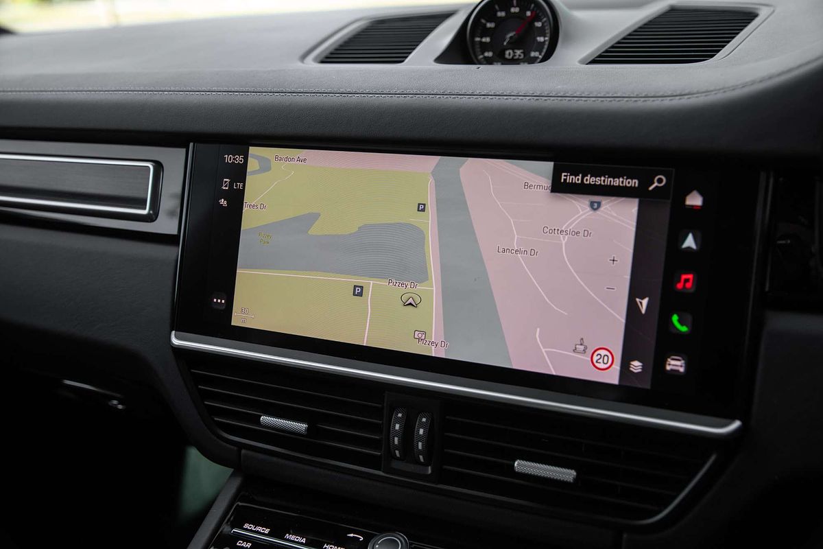 2023 Porsche Cayenne GTS 9YB