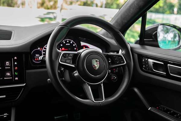 2023 Porsche Cayenne GTS 9YB