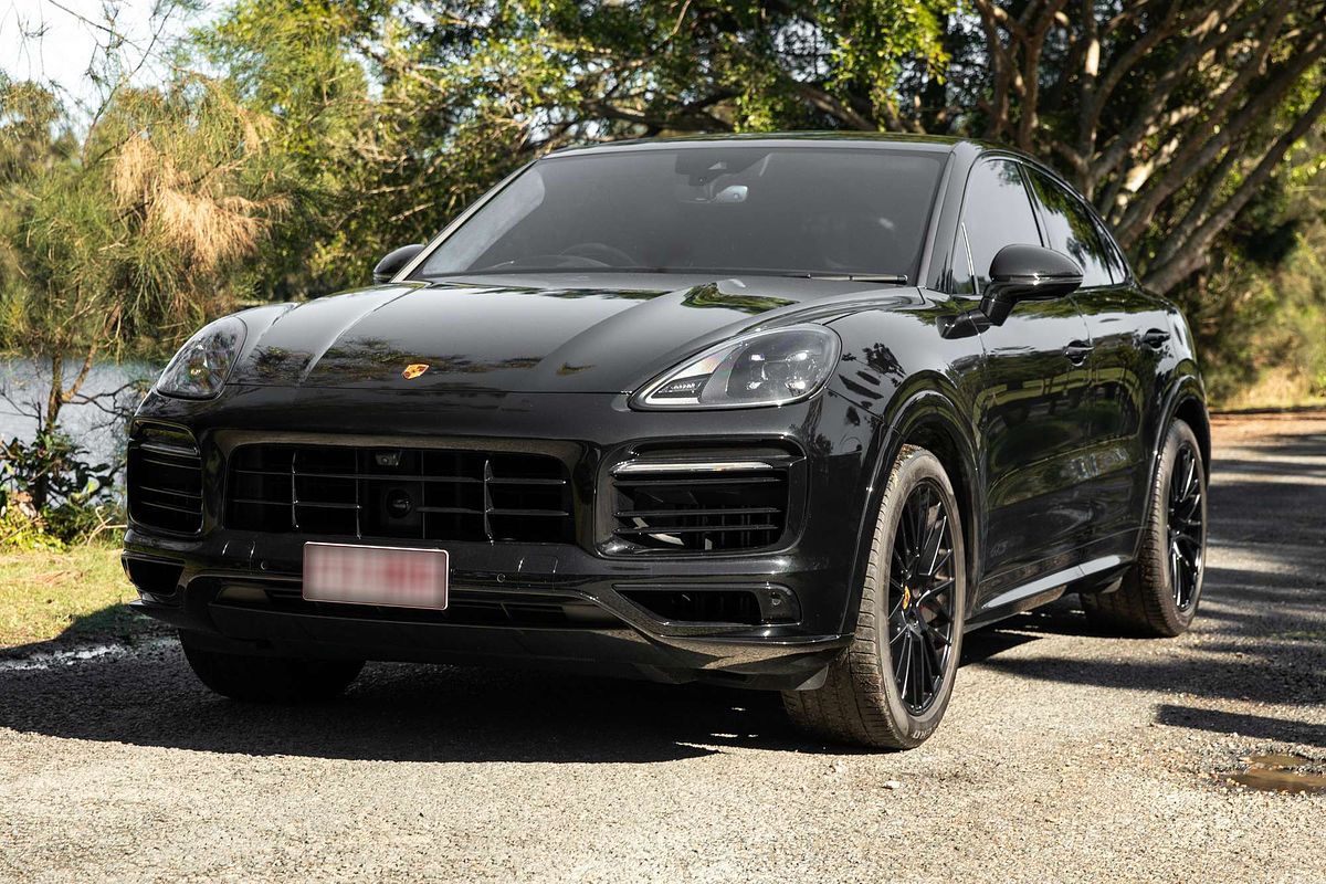 2023 Porsche Cayenne GTS 9YB