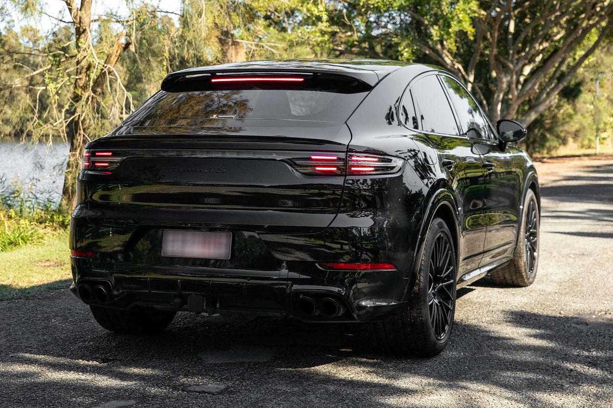 2023 Porsche Cayenne GTS 9YB