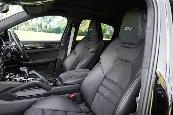 2023 Porsche Cayenne GTS 9YB