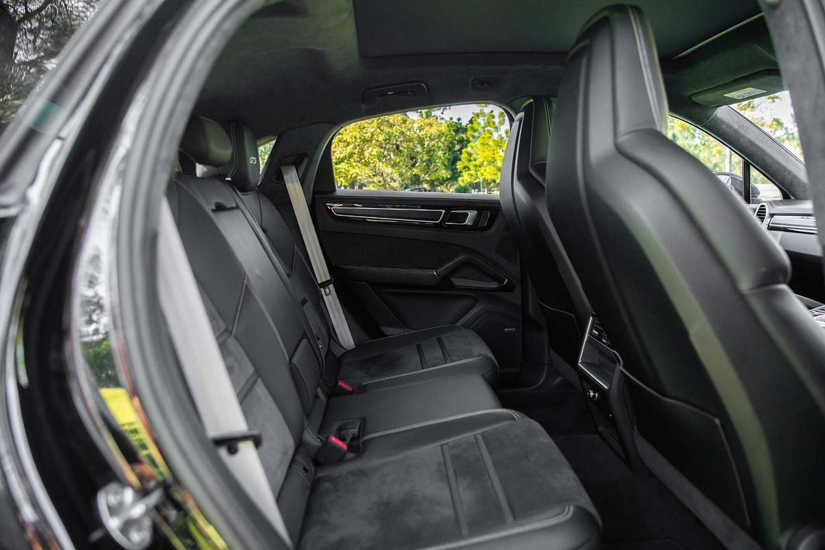 2023 Porsche Cayenne GTS 9YB