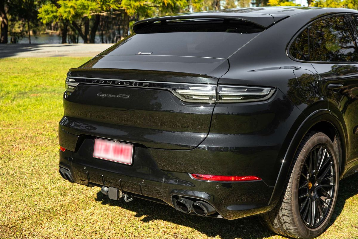 2023 Porsche Cayenne GTS 9YB