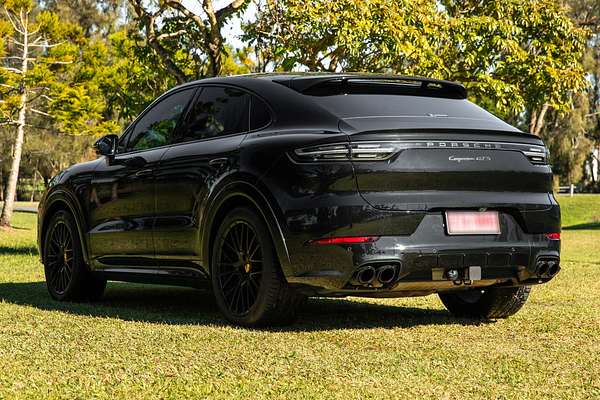 2023 Porsche Cayenne GTS 9YB