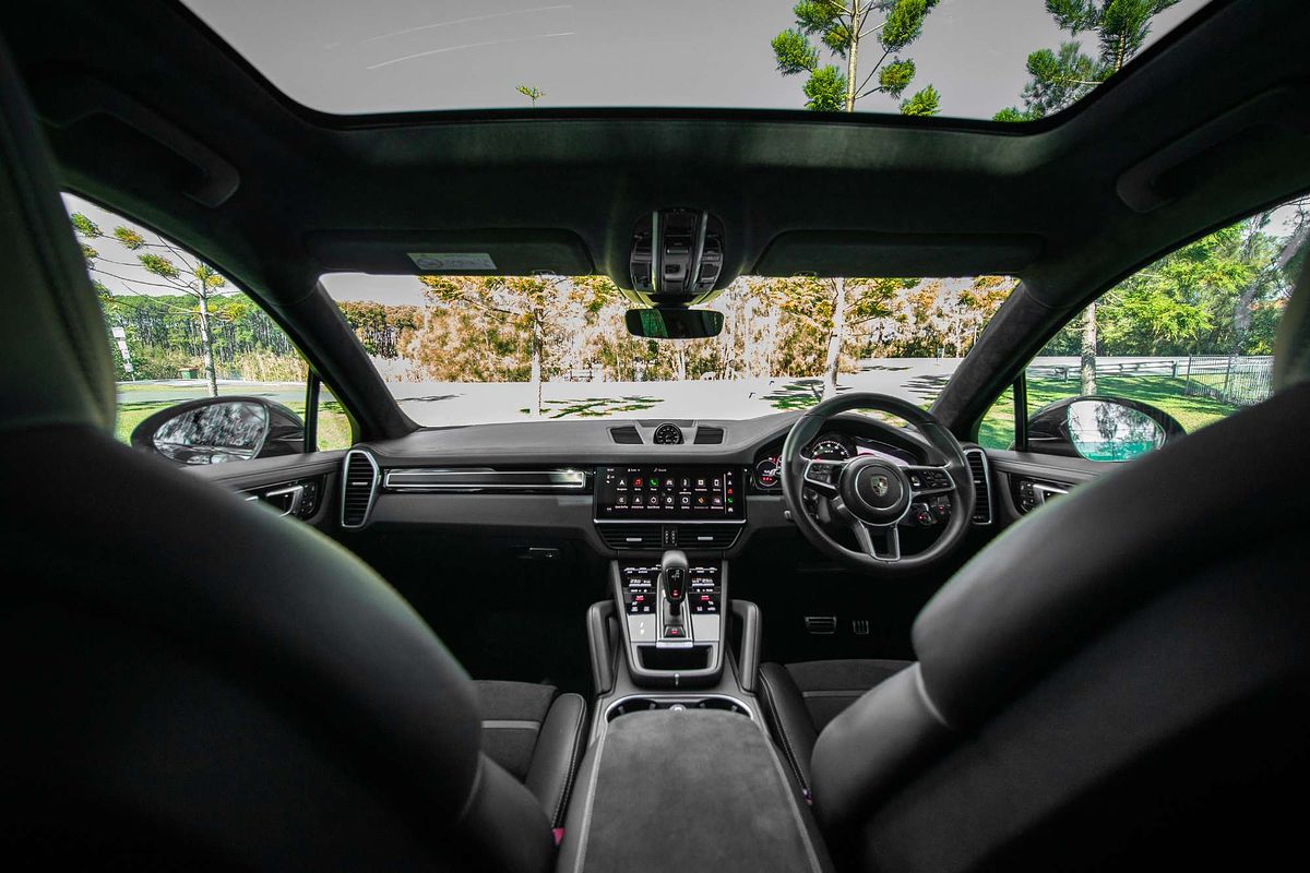 2023 Porsche Cayenne GTS 9YB