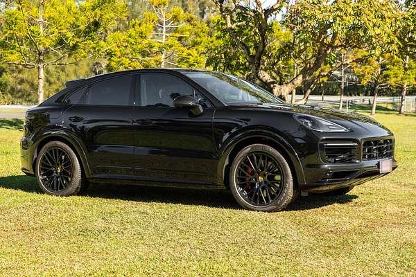 2023 Porsche Cayenne GTS 9YB