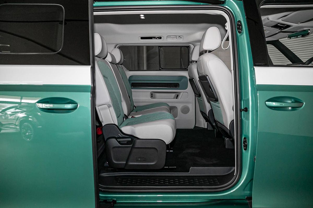 2025 Volkswagen ID. Buzz Pro BEV560 EB LWB