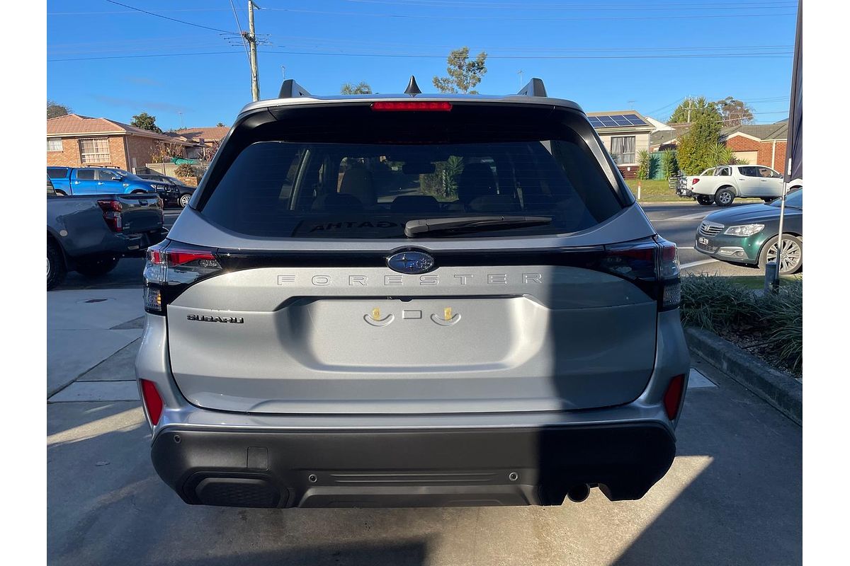 2025 Subaru Forester Premium S6