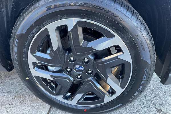 2025 Subaru Forester Premium S6