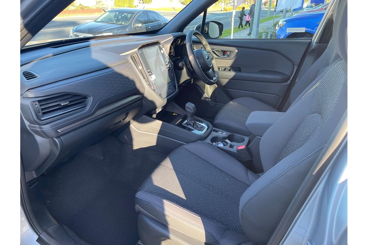 2025 Subaru Forester Premium S6