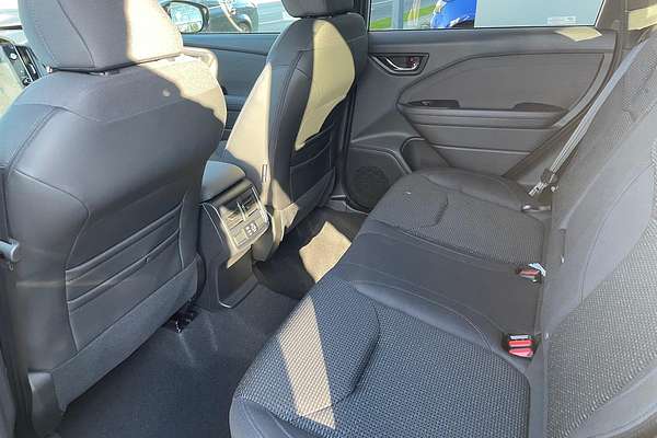 2025 Subaru Forester Premium S6