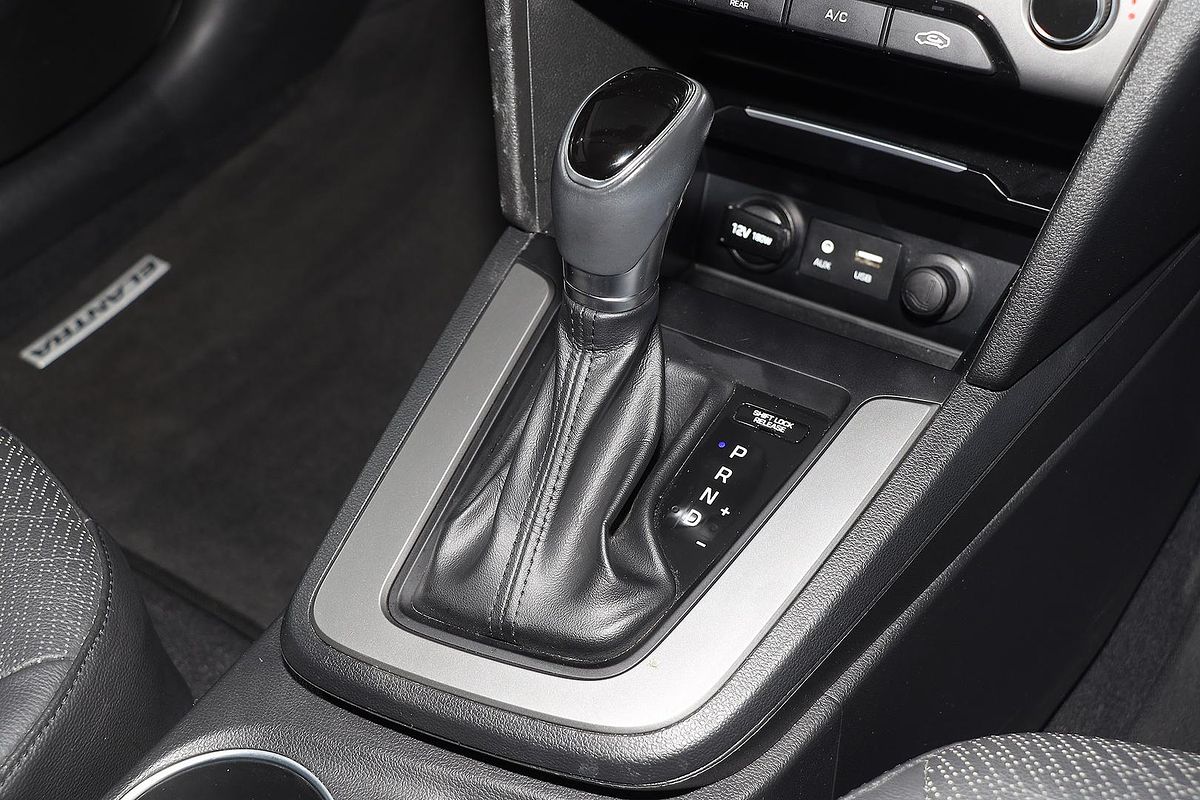 2017 Hyundai Elantra Elite AD
