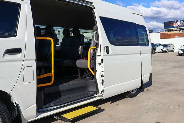 2018 Toyota Hiace Commuter TRH223R