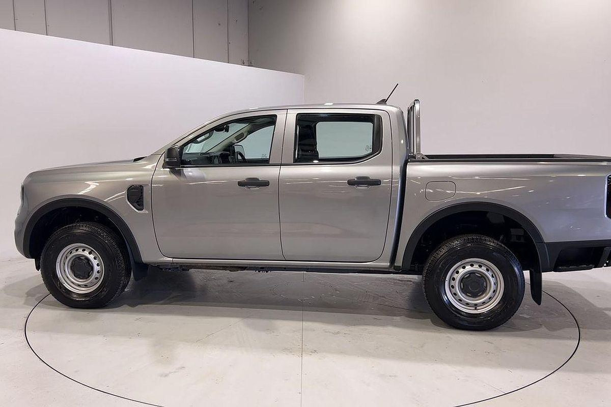2024 Ford Ranger XL 4X4 2.0L