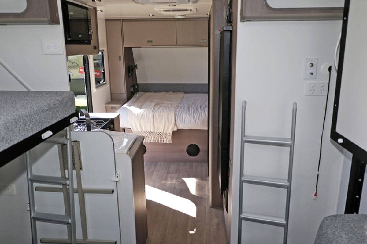 2025 Jayco BASE STATION CARAVAN 19.61-7.BS-MY25