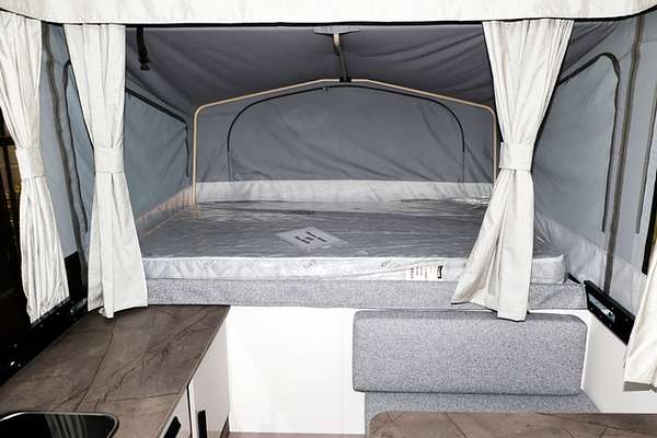 2025 Jayco LARK CAMPER CP-MY25