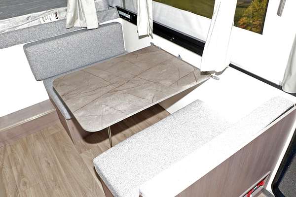 2025 Jayco LARK CAMPER CP-MY25